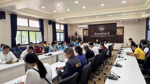 @ พช.คำชะอี จังหวัดมุกดาหาร “เดินเครื่องเพิ่มประสิทธิภาพคณะกรรมการเครือข่ายกองทุนแม่ของแผ่นดินอำเภอคำชะอี” ยกระดับการป้องกันและแก้ไขปัญหายาเสพติด ของหมู่บ้านป้องกันและแก้ไขปัญหายาเสพติด เน้นย้ำขับเคลื่อนกิจกรรมการป้องกันและแก้ไขปัญหายาเสพติดอย่างน้อย 3 กิจกรรมใน 17 กิจกรรม และมีการประเมินศักยภาพหมู่บ้านป้องกันและแก้ไขปัญหายาเสพติด ตามเกณฑ์ 12 ข้อ ปปส. พร้อมคัดเลือกประธานเครือข่ายฯ ซึ่งมีวาระการดำรงตำแหน่ง 2 ปี